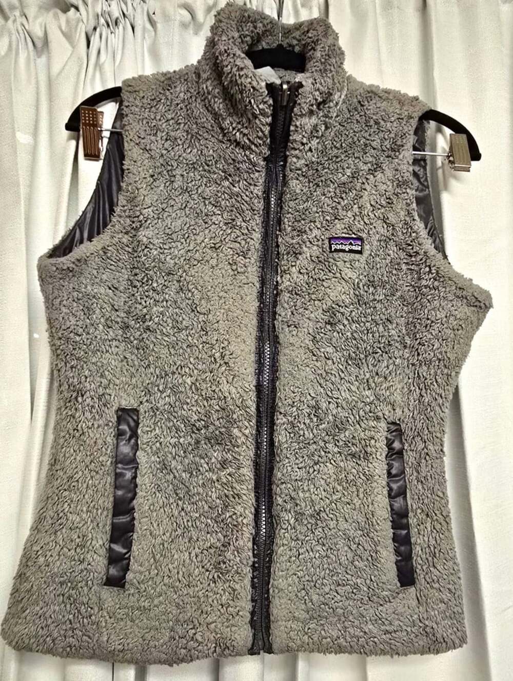 Patagonia Vest Womens Small Reversible Full Zip Pockets Gray Black